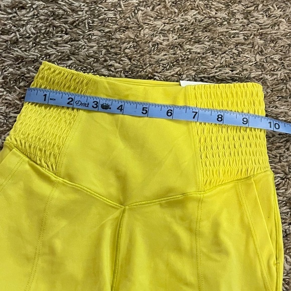 Aerie offline nwt real me shortie yellow bike short - Picture 12 of 16
